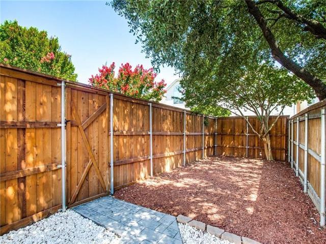 Foto del edificio - 6015 Ainsdale Ct