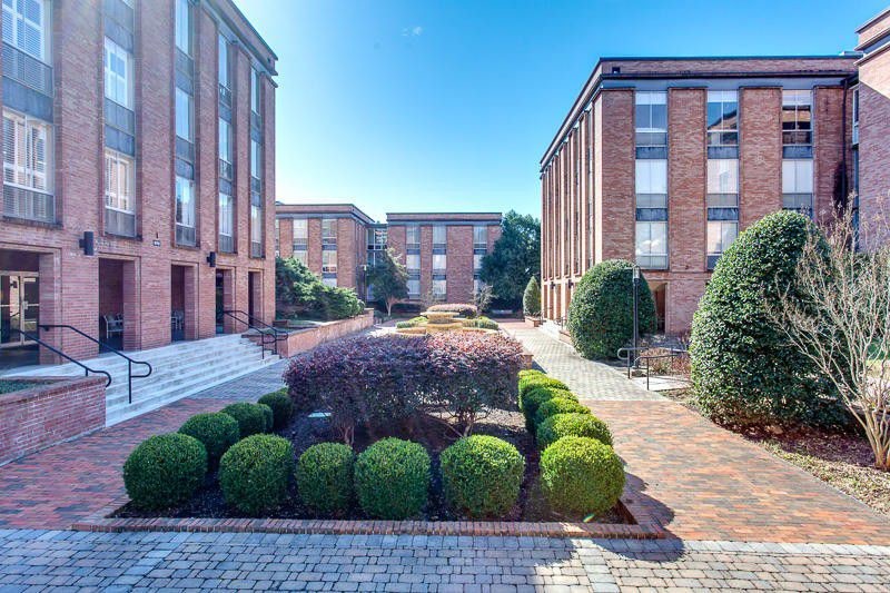 Foto principal - 1400 Kenesaw Ave