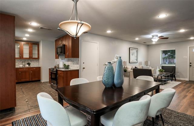 Foto del edificio - 920 Ashwood Dr