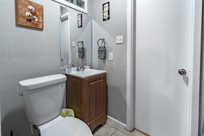 Building Photo - 2615 48th St