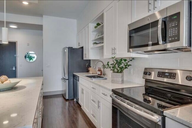 Foto del edificio - 2407 8th Ave S