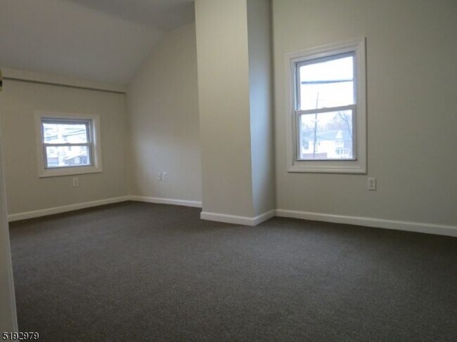Building Photo - 111 Kansas St