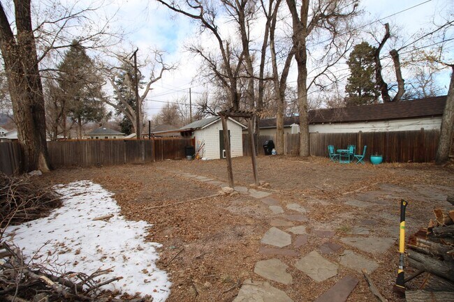 Foto del edificio - Adorable 3bdrm Downtown Bungalow