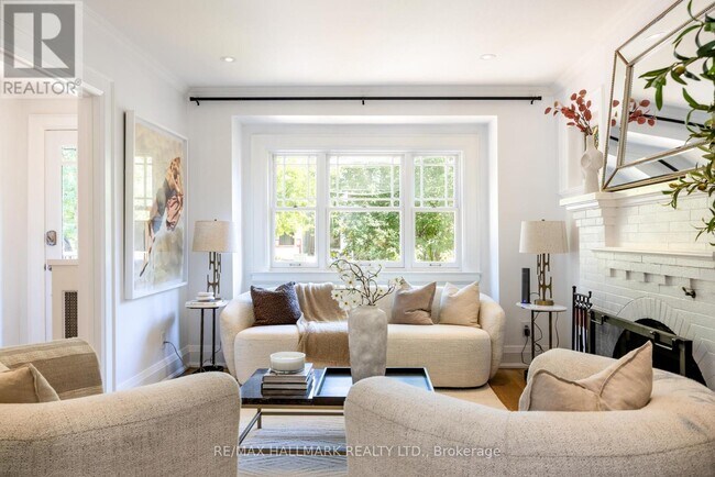 Building Photo - 74 Willow Ave