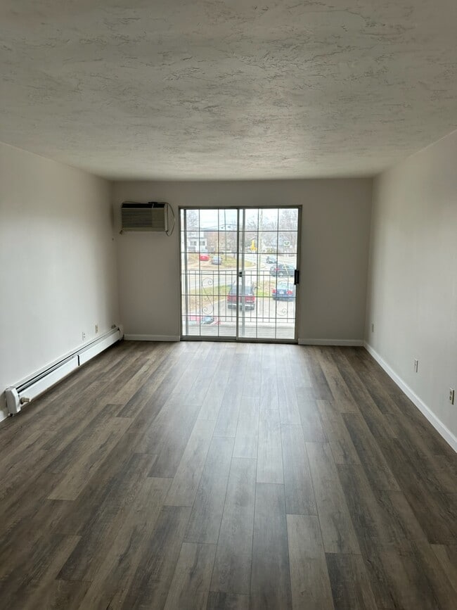 Foto del edificio - 1311 Hanover St