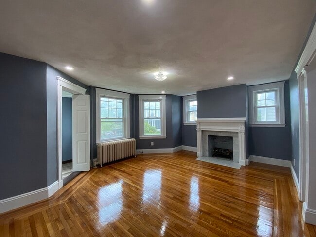 Building Photo - 21 Orlando Ave