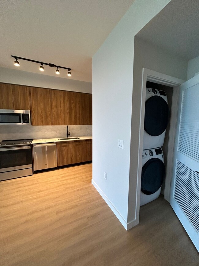 Foto del edificio - 668 NE 88th St