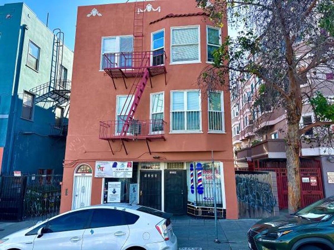 Foto principal - 1238 2nd Ave