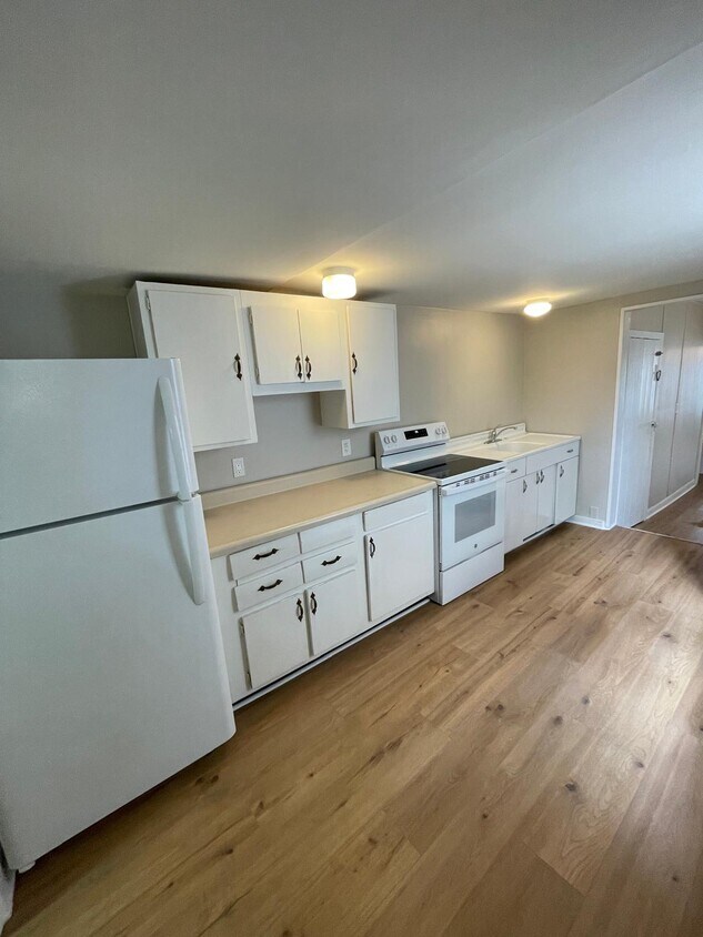 kitchen - 114 Mercer St