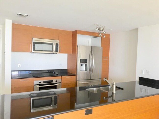 Building Photo - 50 Biscayne Blvd