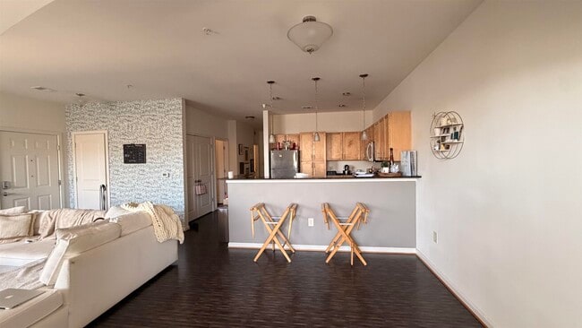 Building Photo - 106 Community Way
