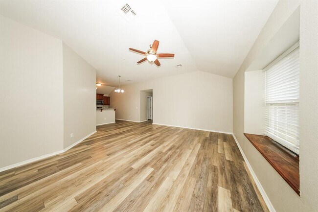 Foto del edificio - 2516 Queenston Ave