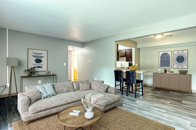 Building Photo - Western Pines Apartments