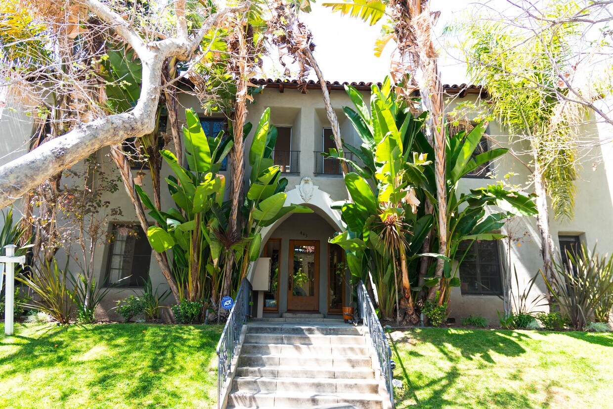 88 Apartments for Rent in Miracle Mile, CA Westside Rentals