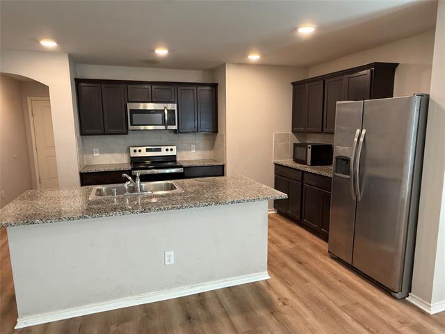 Foto del edificio - 945 Newby Ln