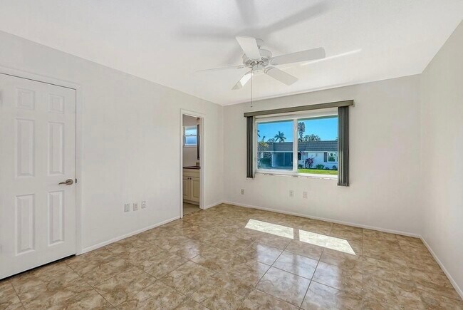 Foto del edificio - 2603 Riverbluff Pky