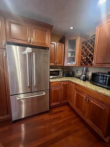 Foto del edificio - 67 Bailey Rd