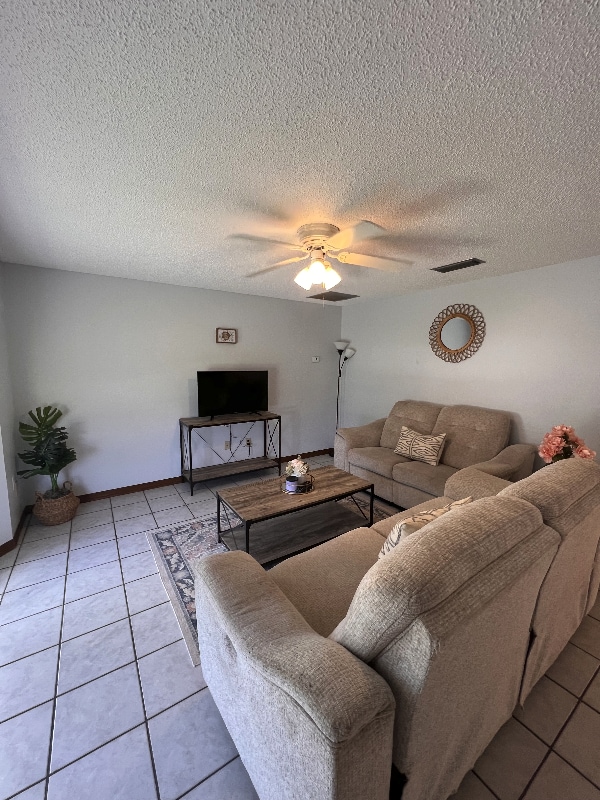 Foto del edificio - 1300 Emerson Dr NE