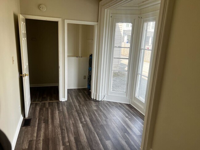 Foto del edificio - 937 Broadway