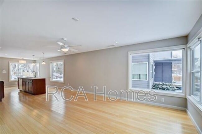 Building Photo - 2013 Bellefontaine St