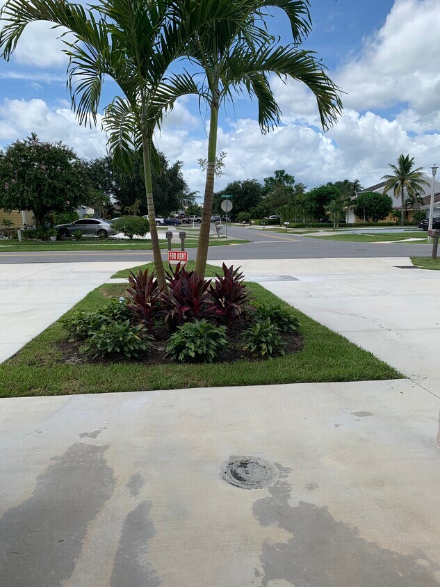 Foto principal - 1622 Montauk Dr
