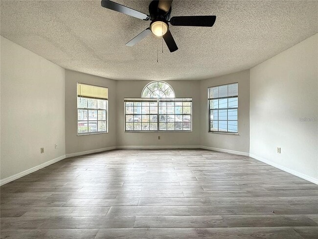 Building Photo - 2717 N Poinciana Blvd