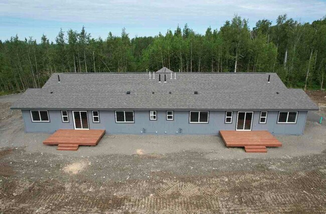 Building Photo - 10651 W Backus Dr
