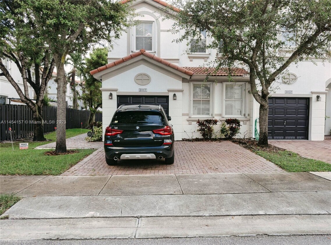 Primary Photo - 3 br, 2.5 bath House - 8167 NW 108th Ct