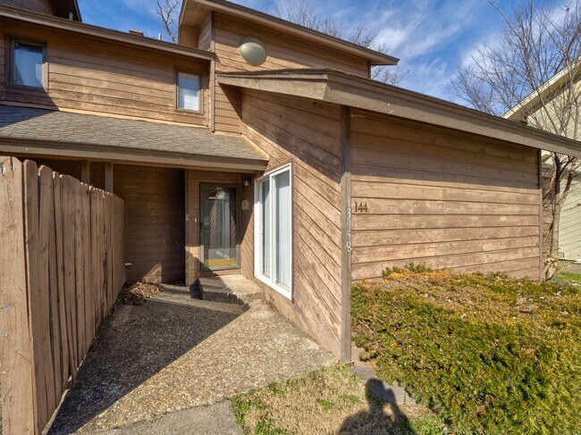 Foto del edificio - 13958 Turnberry Ln