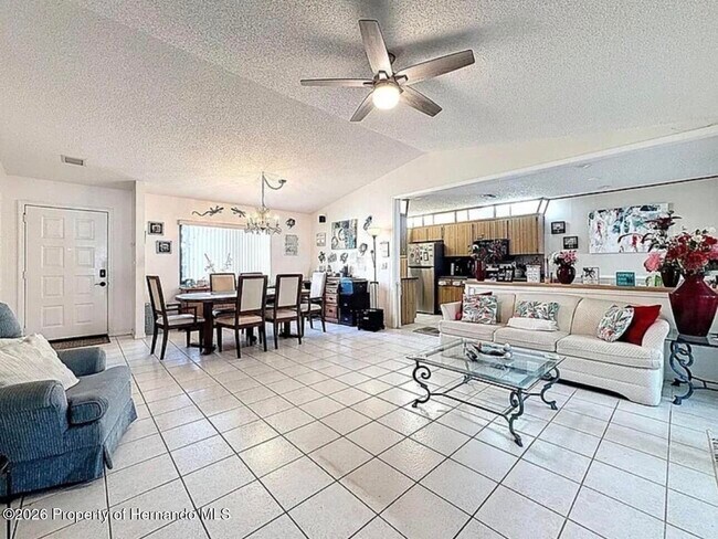 Foto del edificio - 7569 Heather Walk Dr