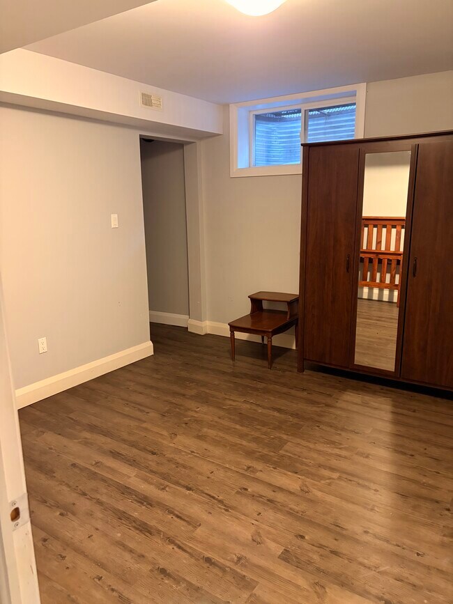 Photo du bâtiment - 164 Main St