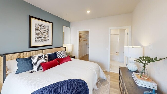 Building Photo - The Villas at Woodmont Valley
