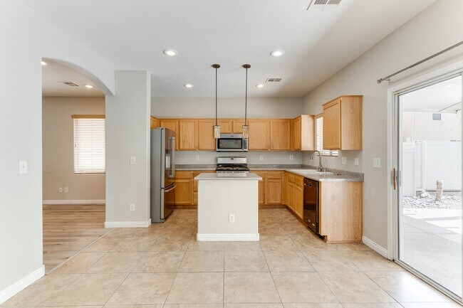 Building Photo - ** COMING SOON! **Coronado Ranch Pool Home | Stunning 4 Bed Beauty with Designer Kitchen & Privat...