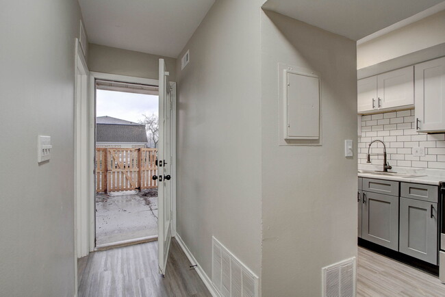 Entry/Kitchen - Grove on 79th