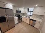 Foto principal - 18181 NE 31st Ct