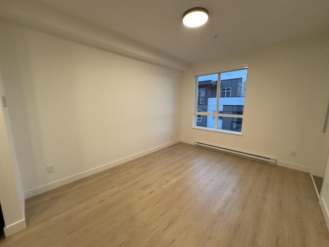 Building Photo - 19911-19976 76 Ave