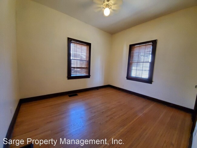 Building Photo - 4 br, 2 bath House - 525 S Woodlawn Ave