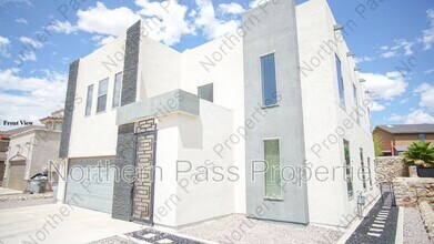 Building Photo - 6564 Berringer St