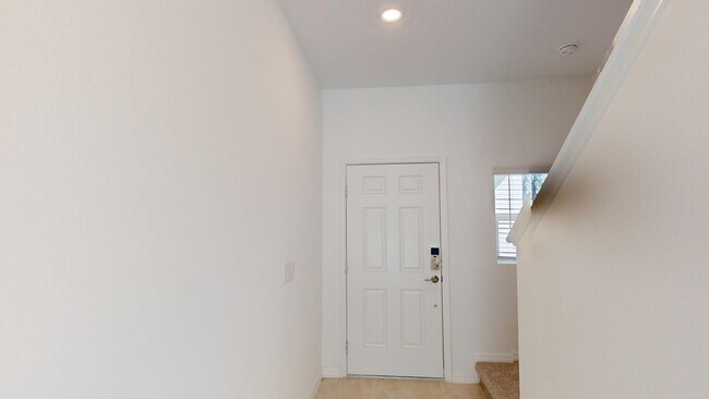 Building Photo - 3 BR 2.5 BRAND NEW- Townhome-HORSE CREEK -...