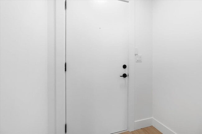 Photo du bâtiment - 18855-72 72 Ave