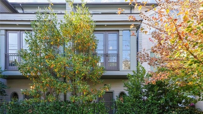 Foto del edificio - 689 Fraser St SE