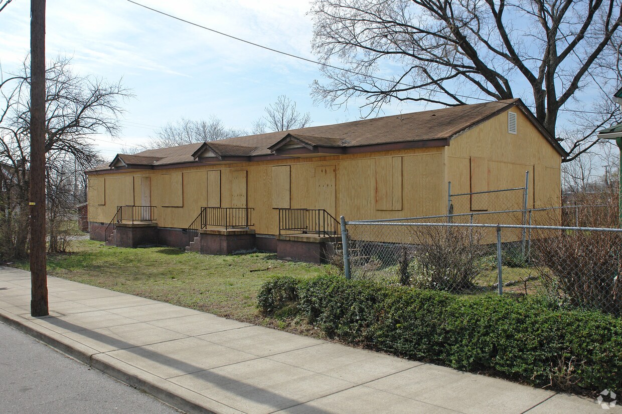 Building Photo - 1201 11th Ave N