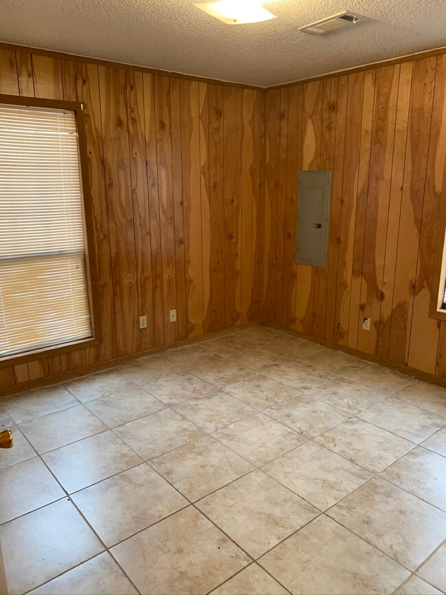 308 E L'Anguille Ave, Wynne, AR 72396 Apartments Wynne, AR