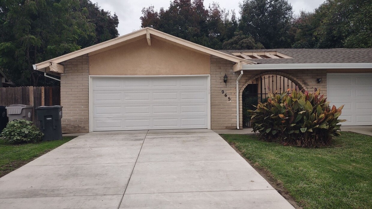 Foto principal - 965 Johnfer Way