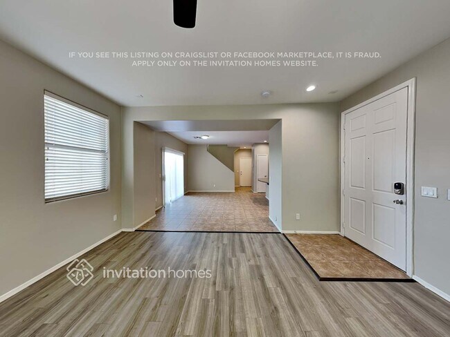 Building Photo - 7116 S 7th Ln