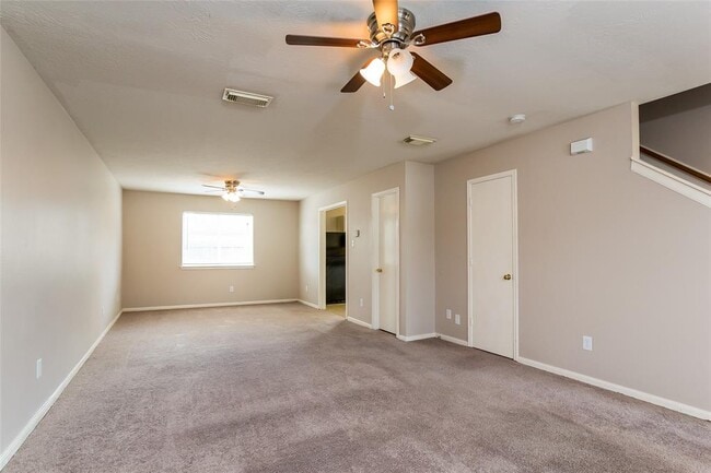 Building Photo - 4906 Woodland Meadows Ln