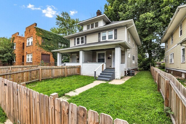 Foto del edificio - 3628 Birchwood Ave