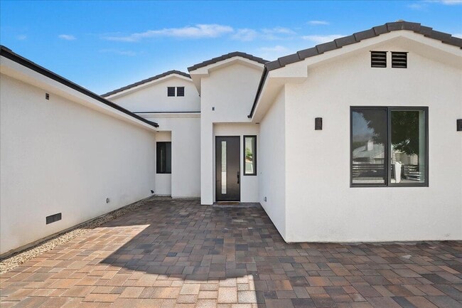 Foto del edificio - 31260 Avenida La Paloma