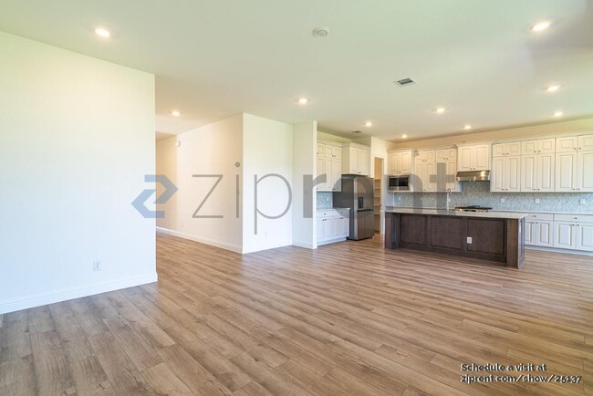 Foto del edificio - 4907 Avon Ridge Way