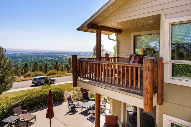 Foto del edificio - 3322 Stoney Ridge Rd